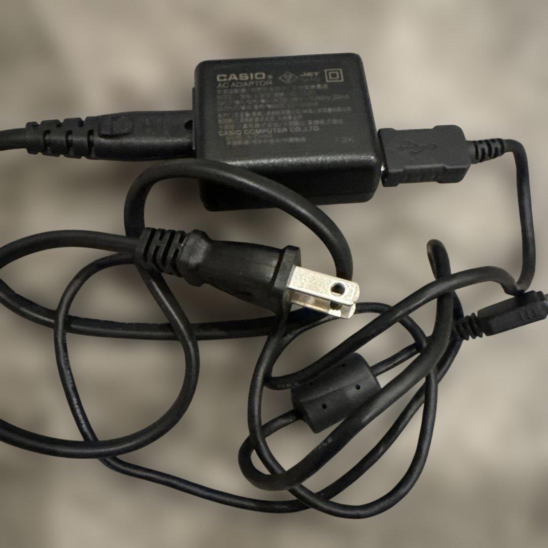 CASIO EXILIM EX-TR150 自撮りカメラ