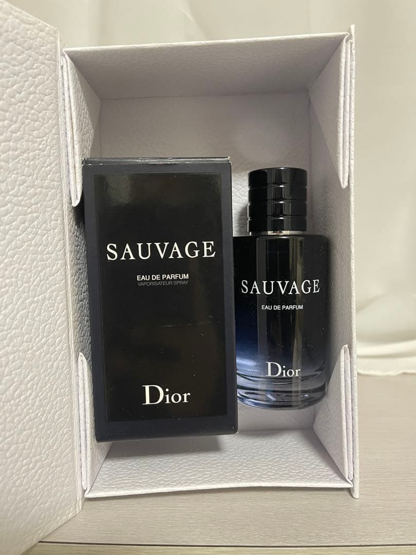Dior Sauvage 香水 100ml メンズ