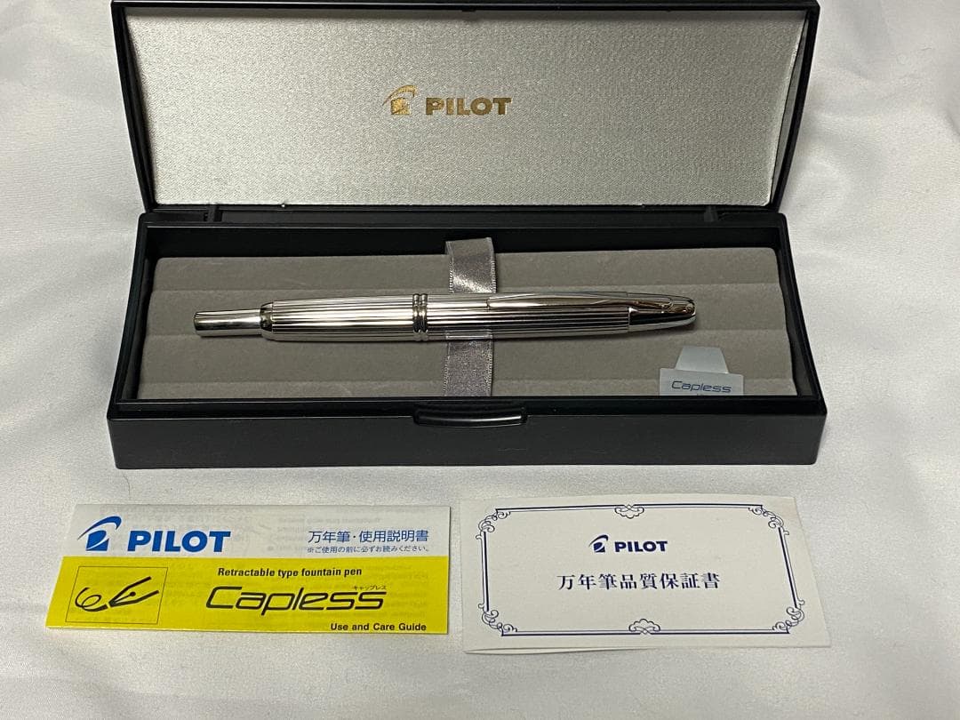 PILOT キャップレス ストライプ ペン先 F 18金ロジウム仕上げ