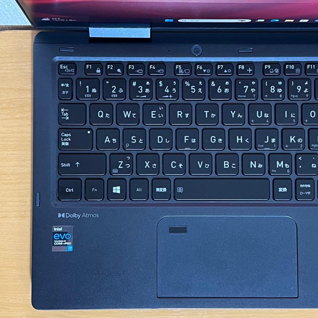 東芝 DYNABOOK V83HS ／i7第11世代／16GB／ Office