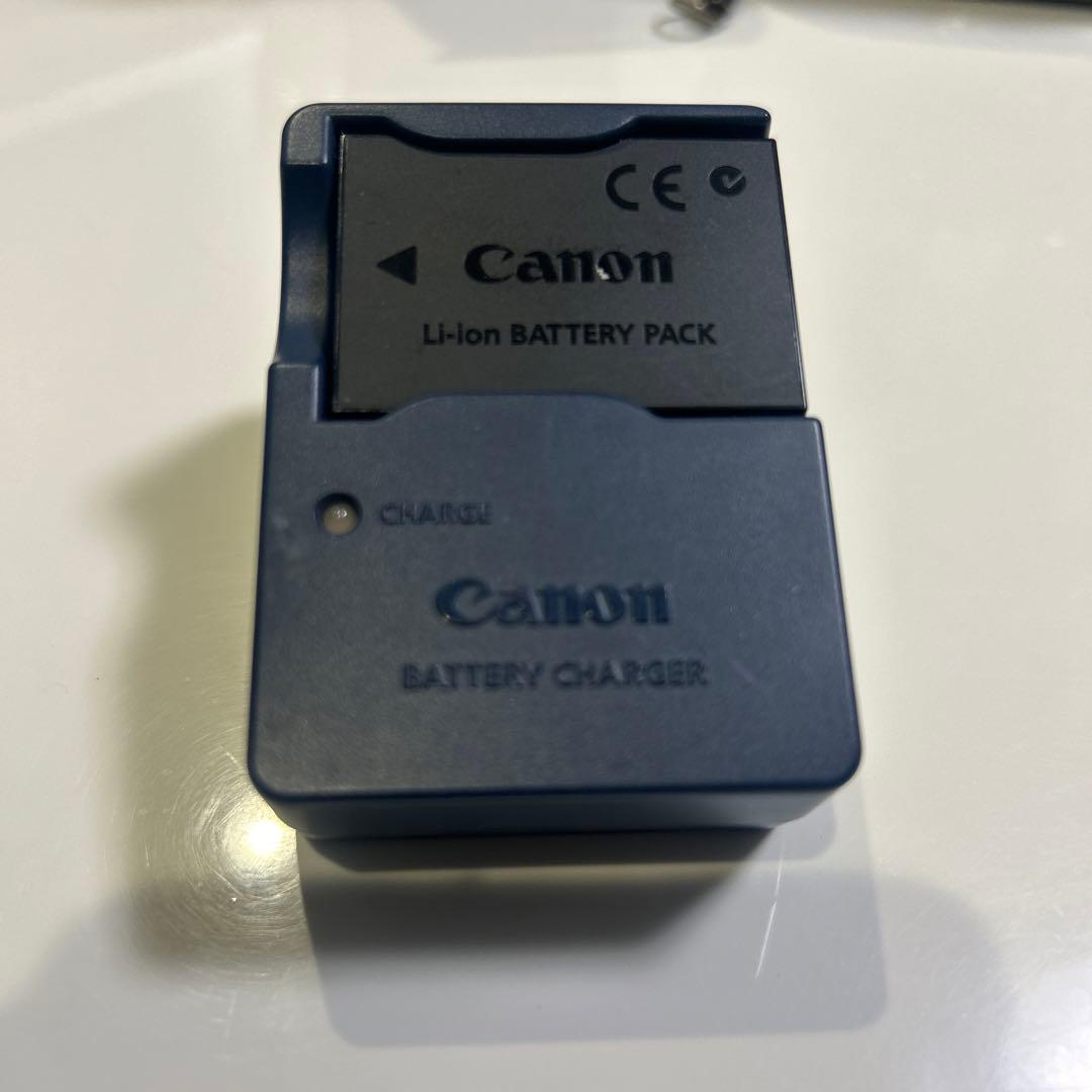 Canon IXY DIGITAL 600 シルバー