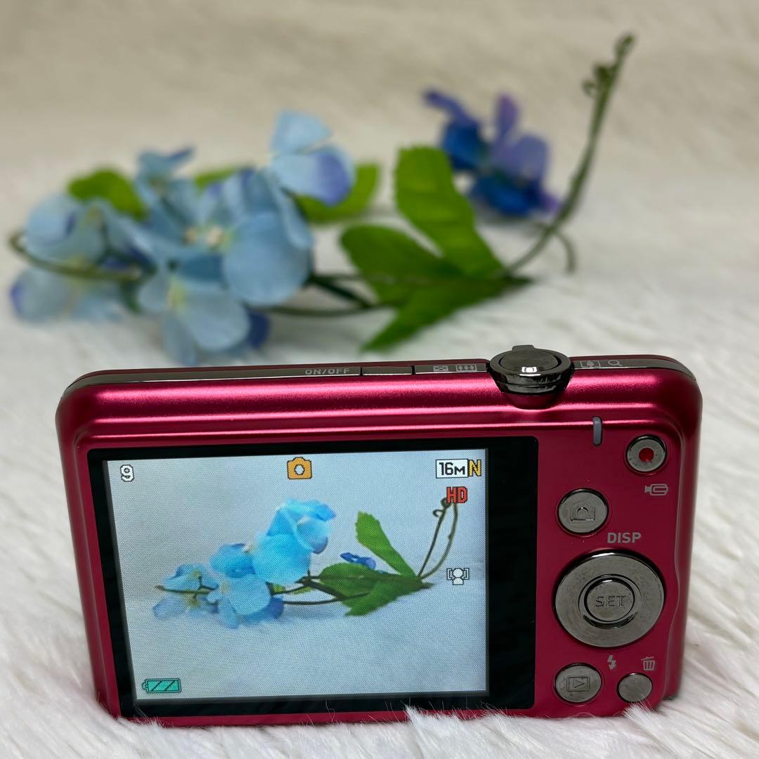 美品　CASIO カメラ　エクシリム　EX-Z900 レッドコンデジ　動作品