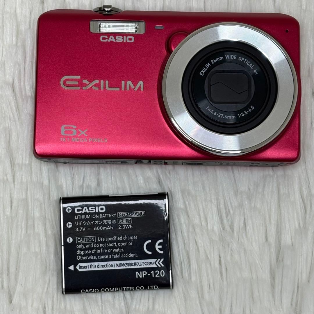 美品　CASIO カメラ　エクシリム　EX-Z900 レッドコンデジ　動作品