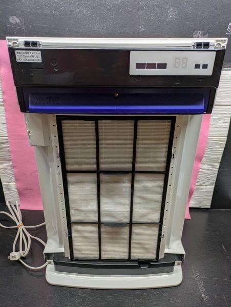 Y　【中古】DAIKIN　加湿ストリーマ空気清浄機MCK70XBK 21年製