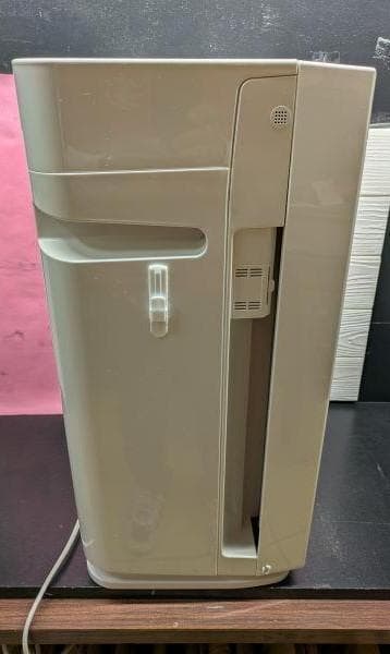Y　【中古】DAIKIN　加湿ストリーマ空気清浄機MCK70XBK 21年製