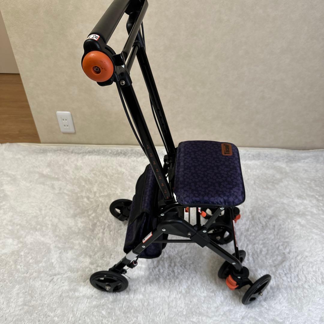 【美品】幸和製作所 TacaoF テイコブ　折り畳み式　シルバーカー　手押し車