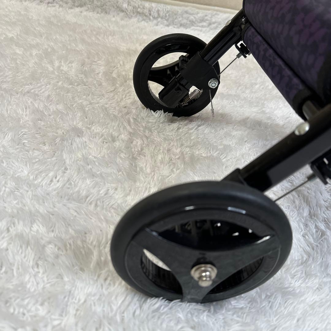 【美品】幸和製作所 TacaoF テイコブ　折り畳み式　シルバーカー　手押し車