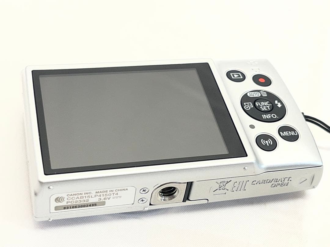 Canon IXY210 PC2332 シルバー　コンパクトデジタルカメラ