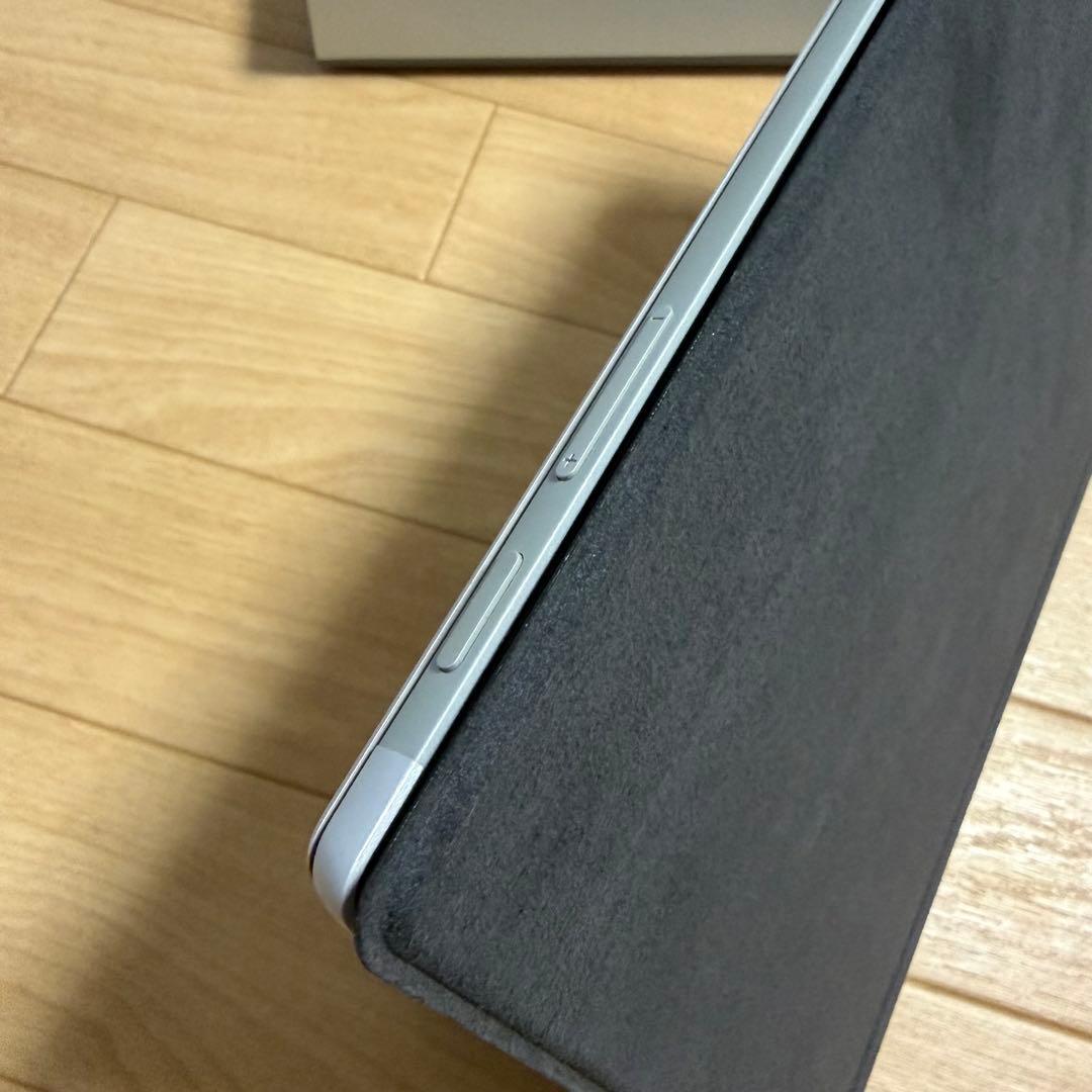【極美品】Surface Pro6 RAM 8GB 128GB SSD 正規品