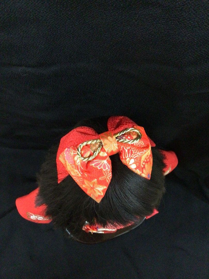 市松人形 赤い着物