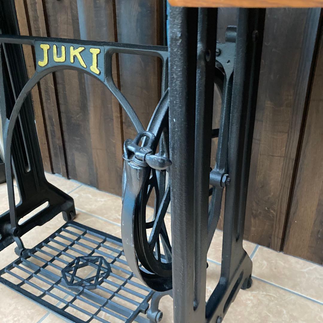 アンティークミシン脚テーブル　JUKI 足踏みミシン　リメイク済　鉄脚