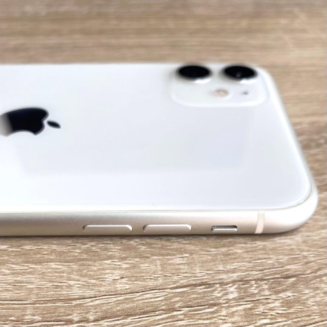 iPhone 11 64GB SIMフリー MWLU2J/A