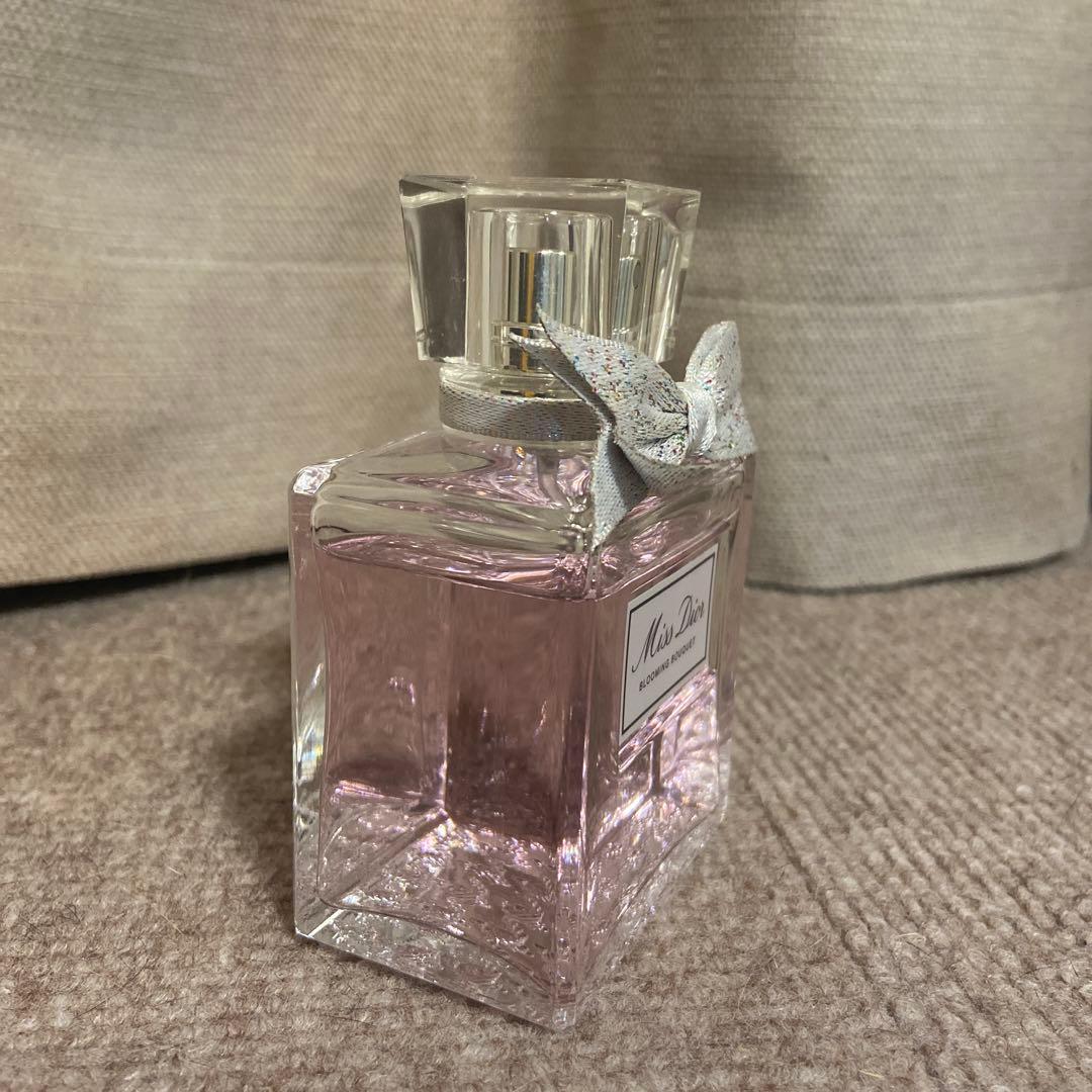 L*E様 ミスディオール ブルーミング ブーケ 100mL オードトワレ 香水
