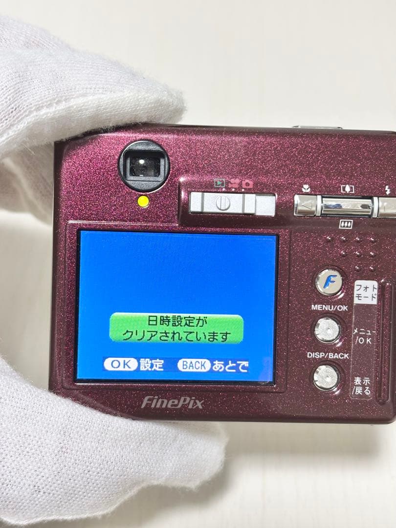 美品 デジタルカメラ FUJIFILM finepix f450 ワインレッド