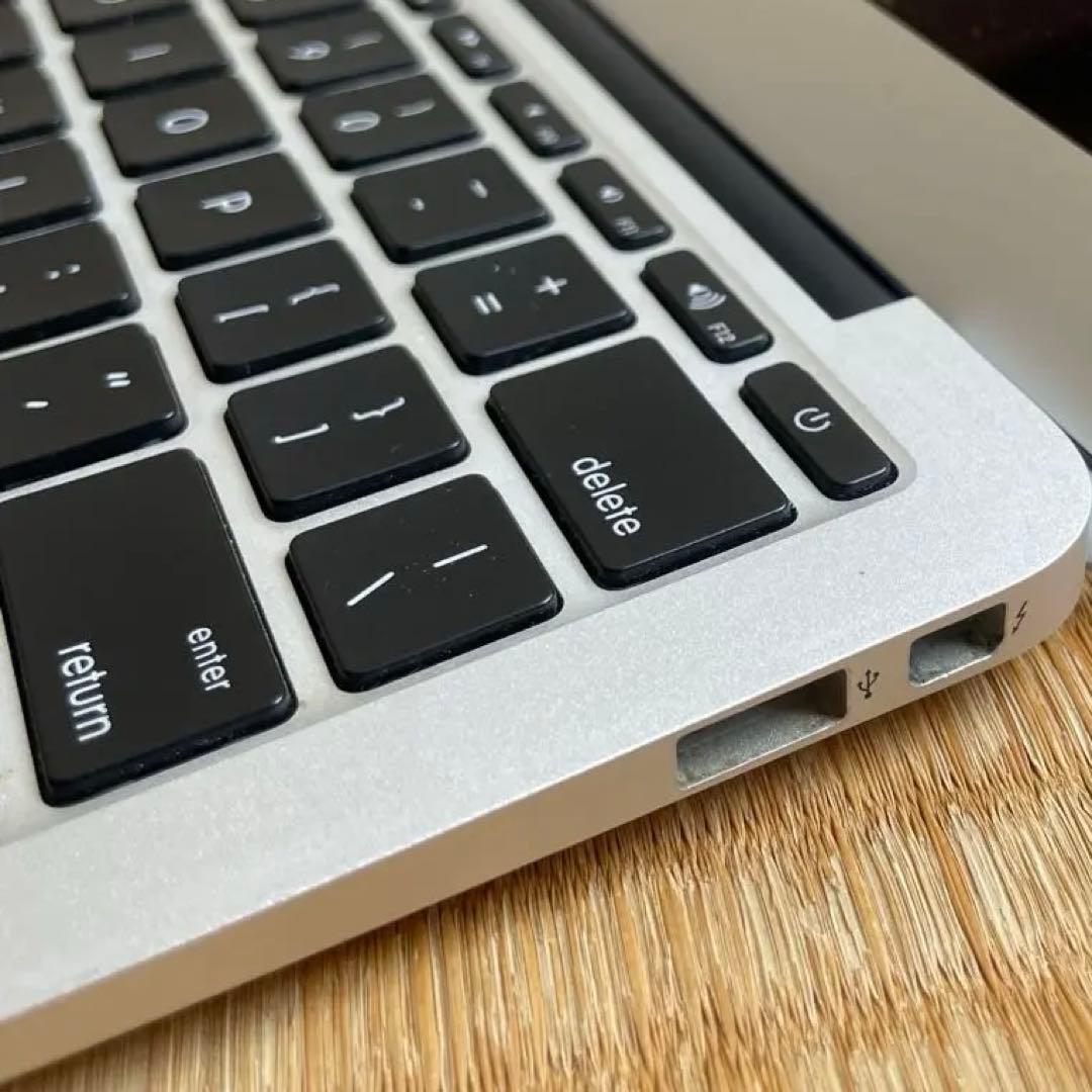 MacBook Air 11 2011 i5 128GB USキーボード