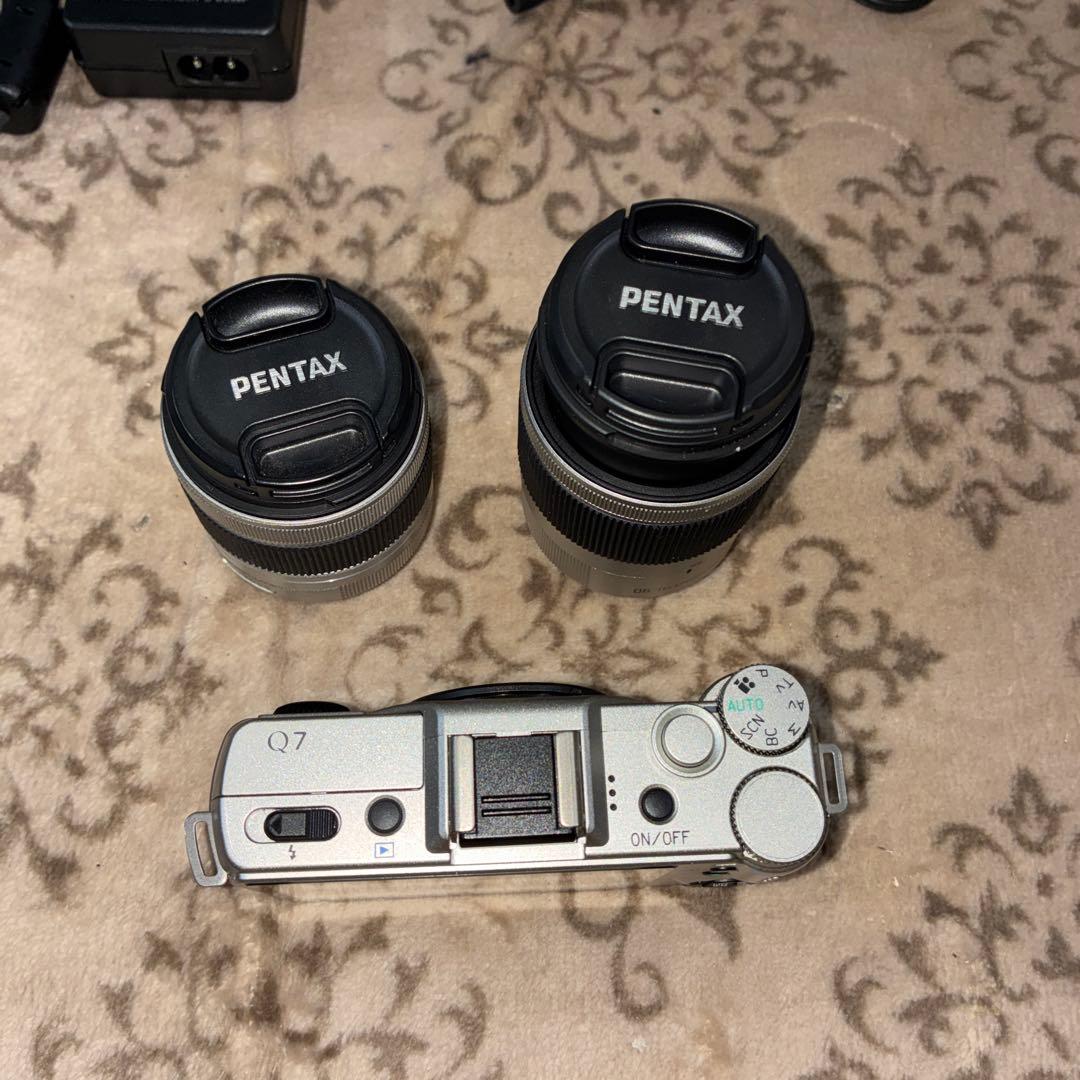 Pentax Q7 デジタルカメラ 2本　レンズ付き