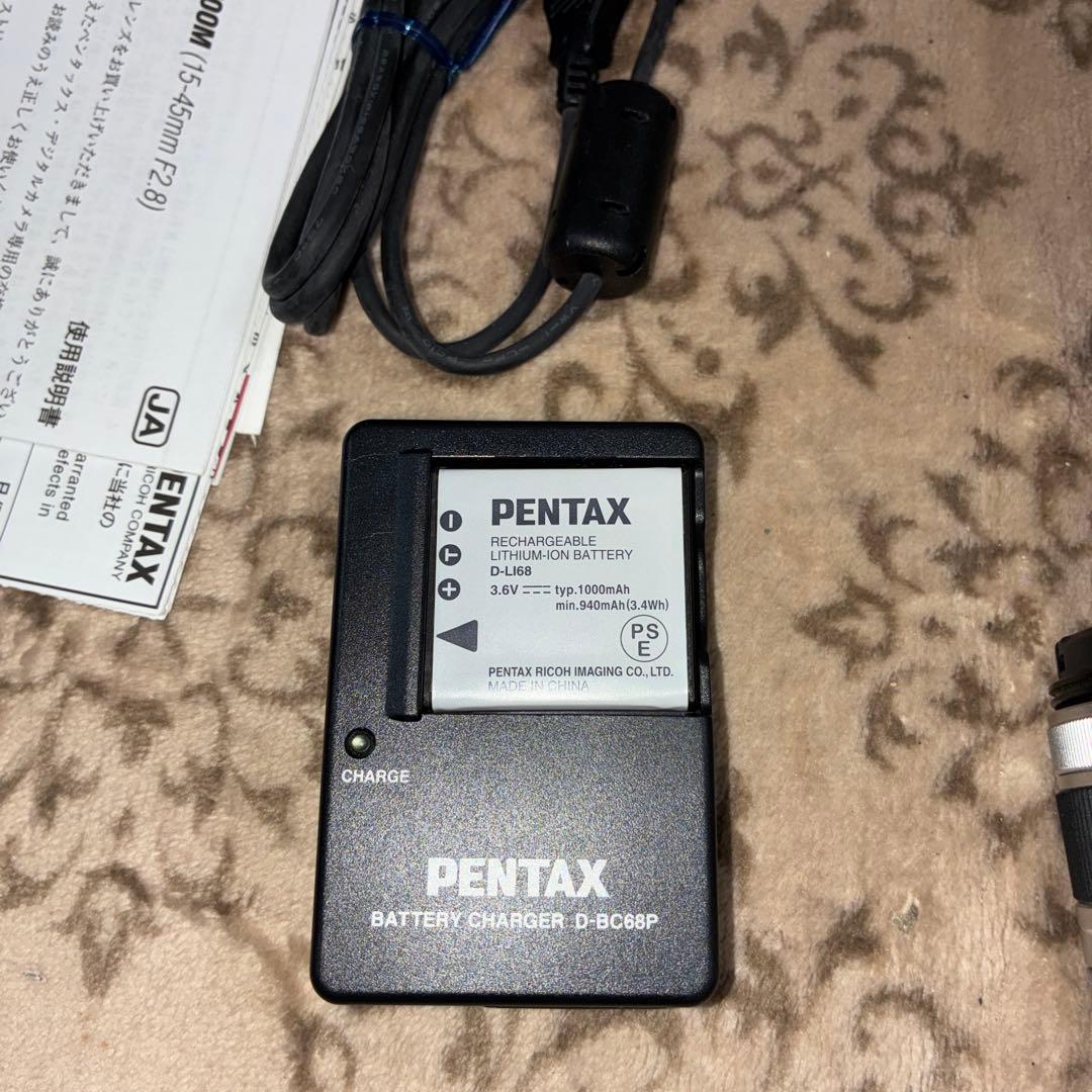 Pentax Q7 デジタルカメラ 2本　レンズ付き