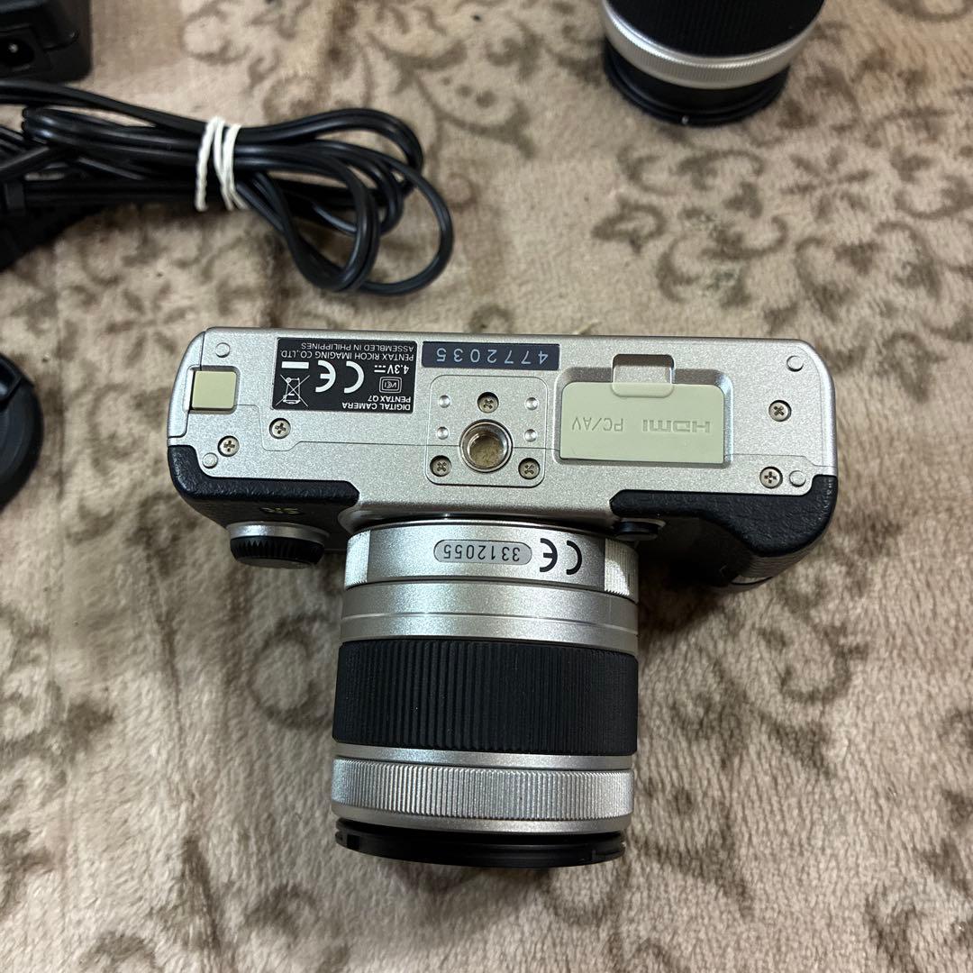 Pentax Q7 デジタルカメラ 2本　レンズ付き