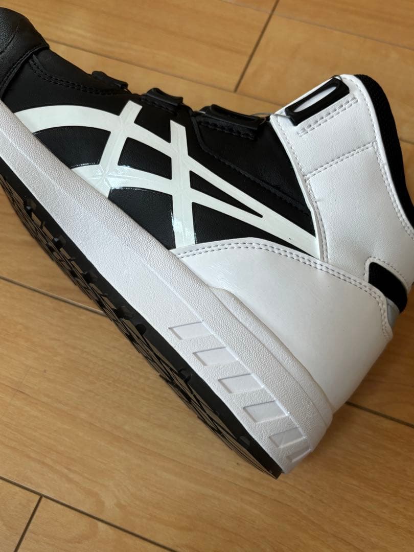 ASICS BOA 安全靴 ブラック/ホワイト　CP304