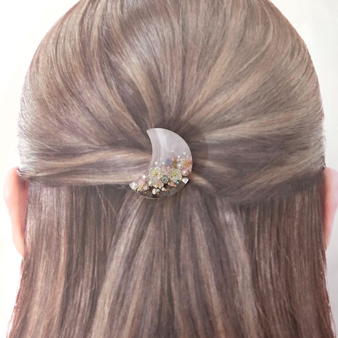 No.725 春　桜　ドライフラワー　月　レジンヘアゴム