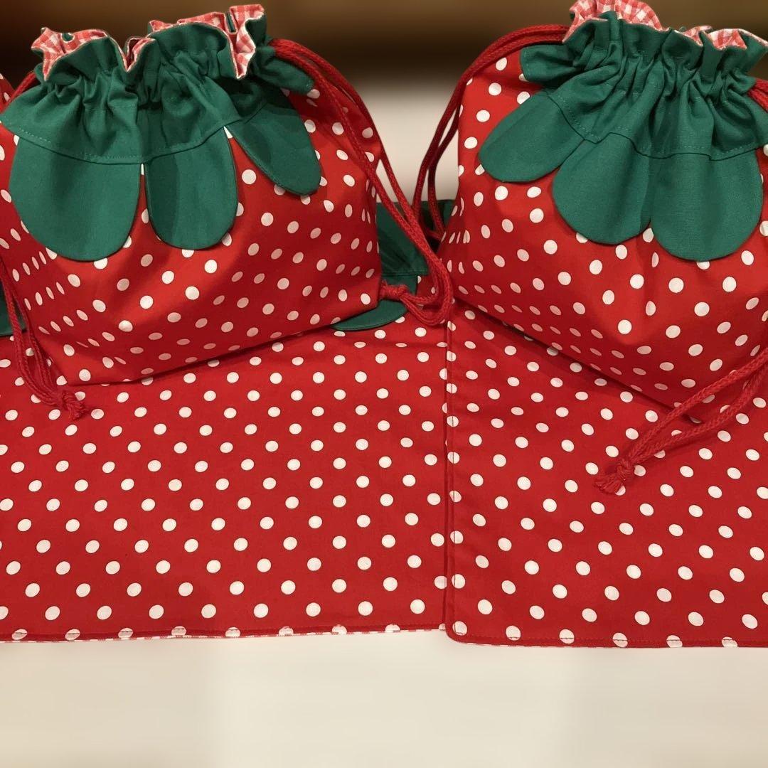 BOO様追加オーダー専用ページいちごお弁当袋お着替え袋ランチマット