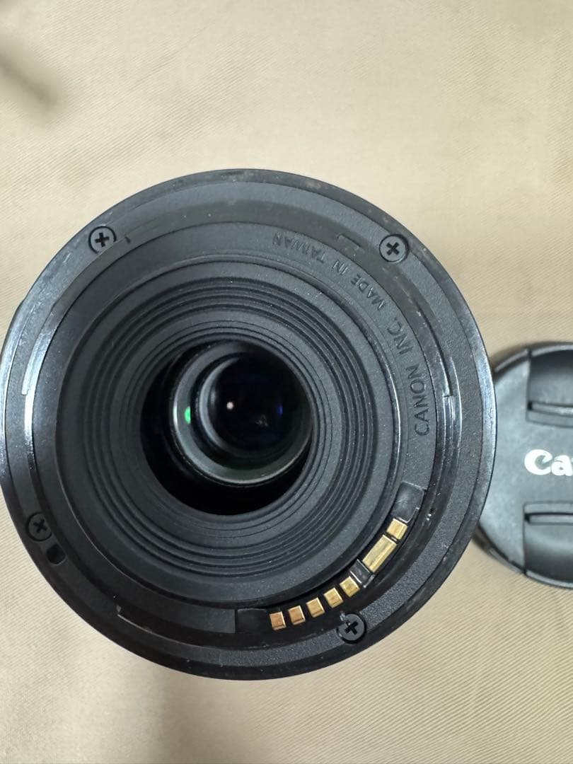 Canon kiss X8i レンズキット　美品