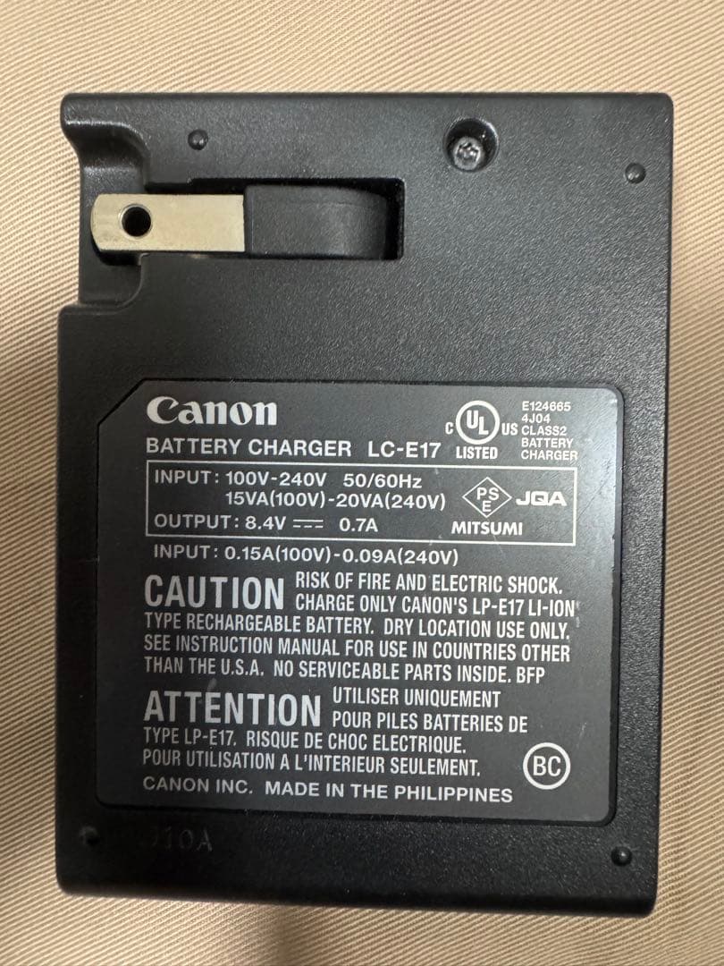 Canon kiss X8i レンズキット　美品