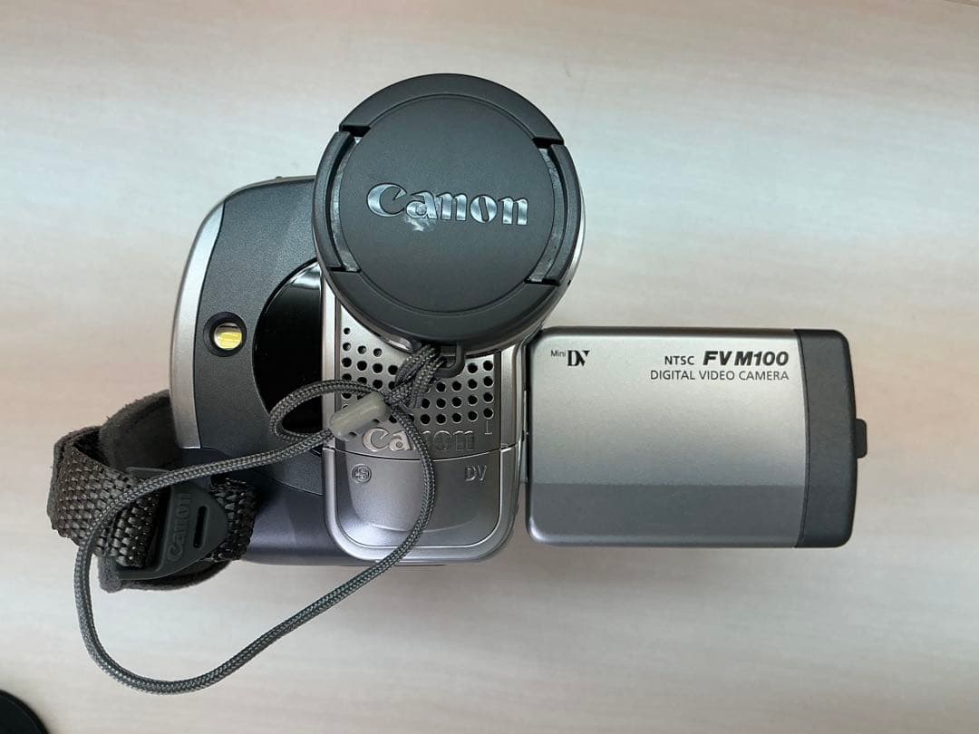 Canon FV M100 デジタルビデオカメラ 本体