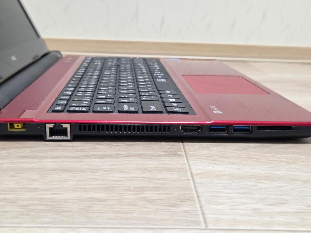 NEC LAVIE ノートPC (OS無，SSD化，RAM8GB換装済)