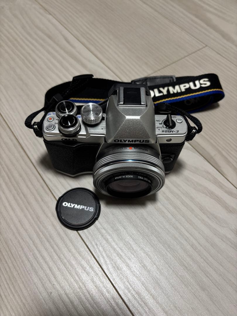 OLYMPUS OM-D E-M10 ミラーレス一眼カメラ