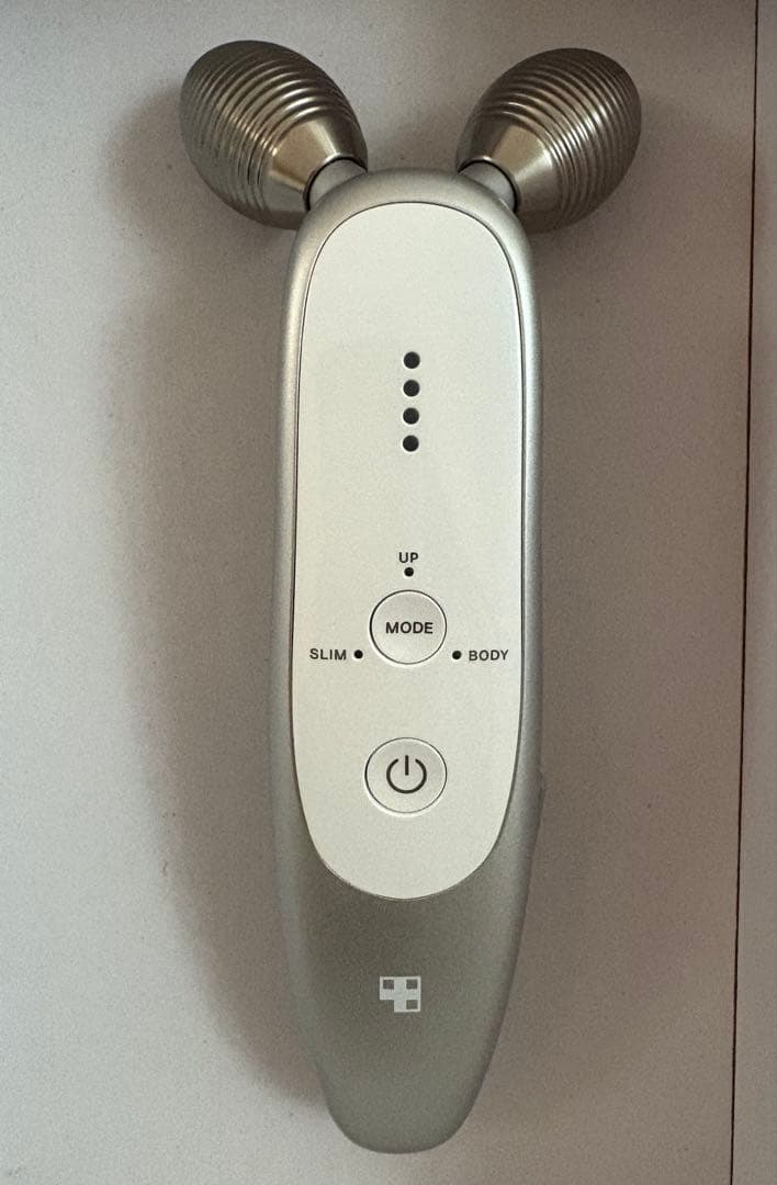 AGE-R DERMA EMS SHOT 美顔器 メディキューブ