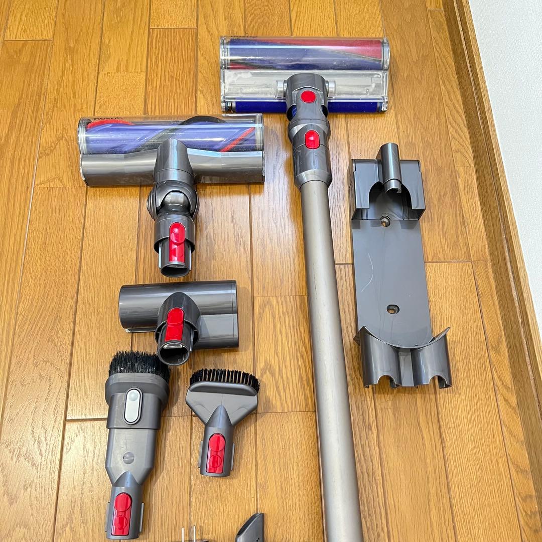 Dyson V8 absolute 掃除機 コードレスクリーナー セット