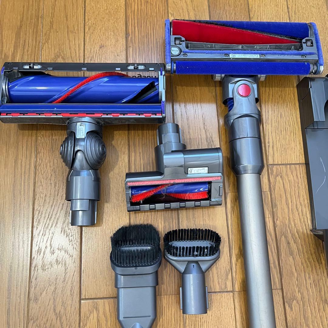 Dyson V8 absolute 掃除機 コードレスクリーナー セット
