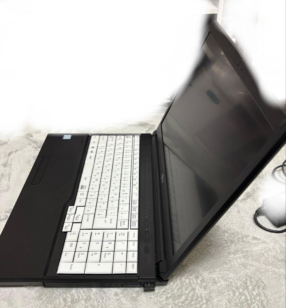 ノートパソコン 富士通 Windows11