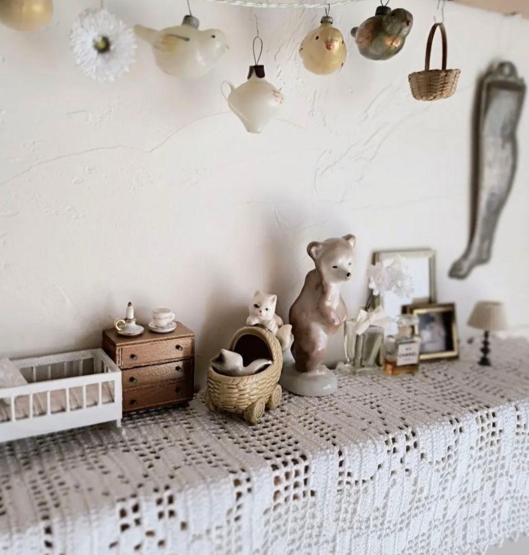 * pottery cats ୨୧* カゴのベビーカーに入った ネコちゃんたち