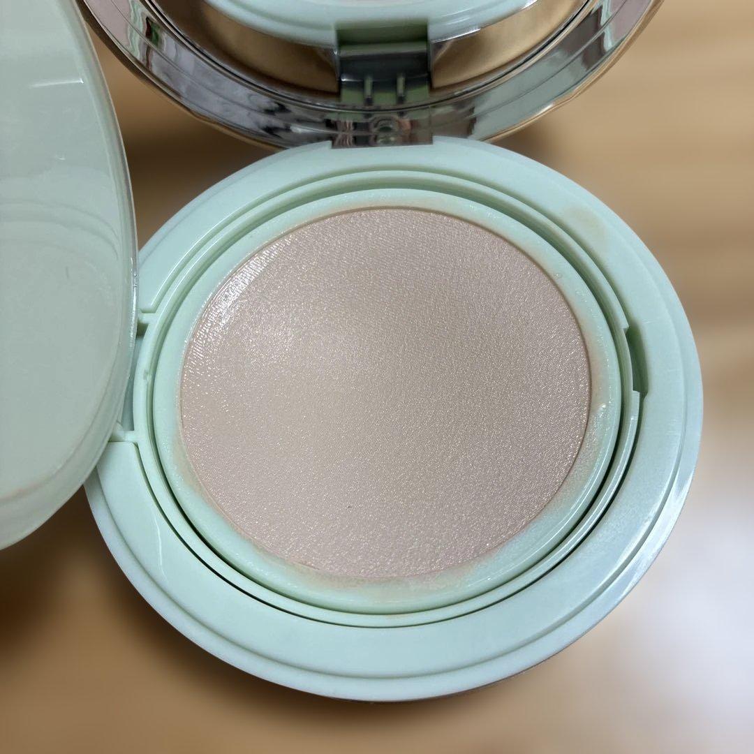 ファンデーション PRADA AUGMENTED SKIN LC5 12g