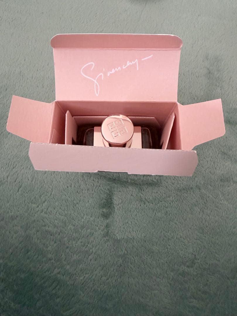 香水(女性用) IRRESISTIBLE GIVENCHY Eau de Parfum 50ML