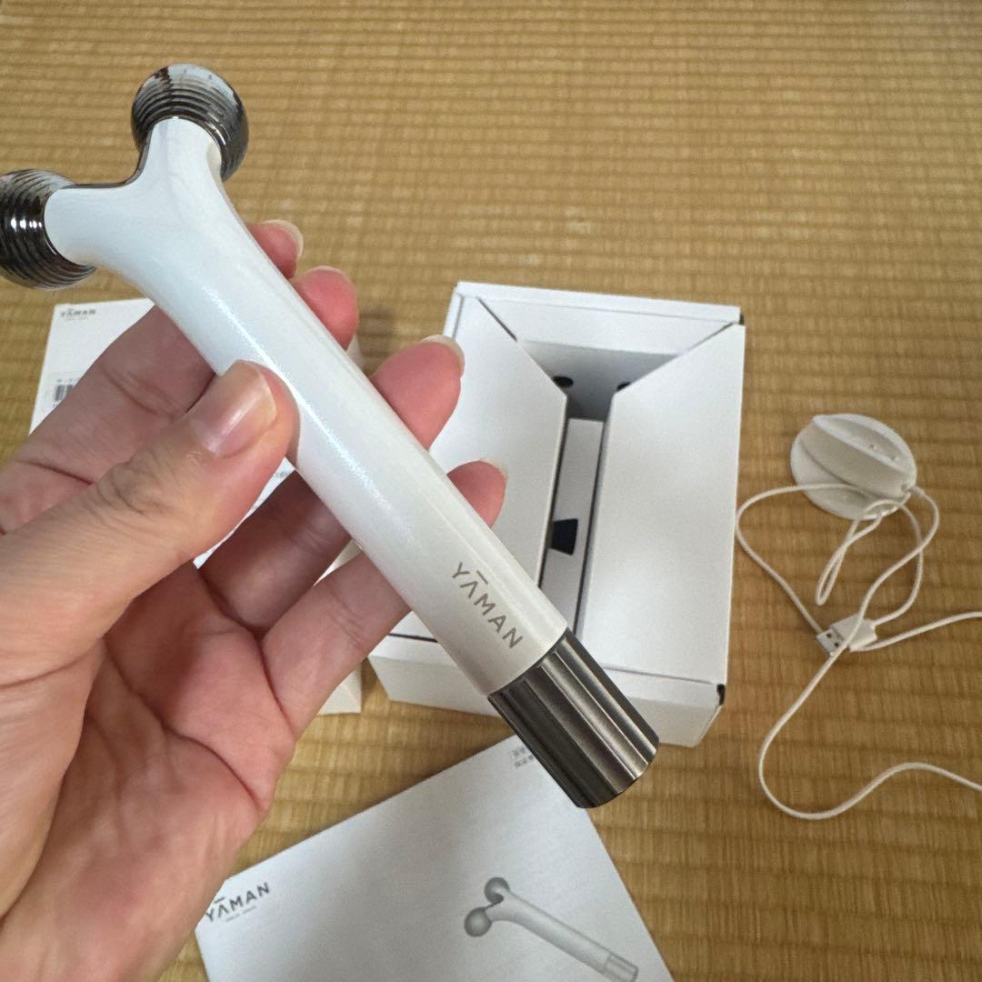 【美品】YAMAN WAVYmini EP-16W 美顔器　ヤーマン　顔