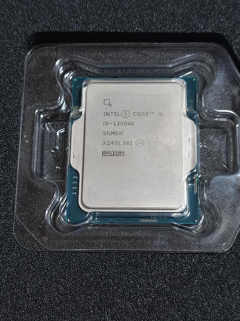Intel　Core i9-13900K　BOX 　RMA　2028/4