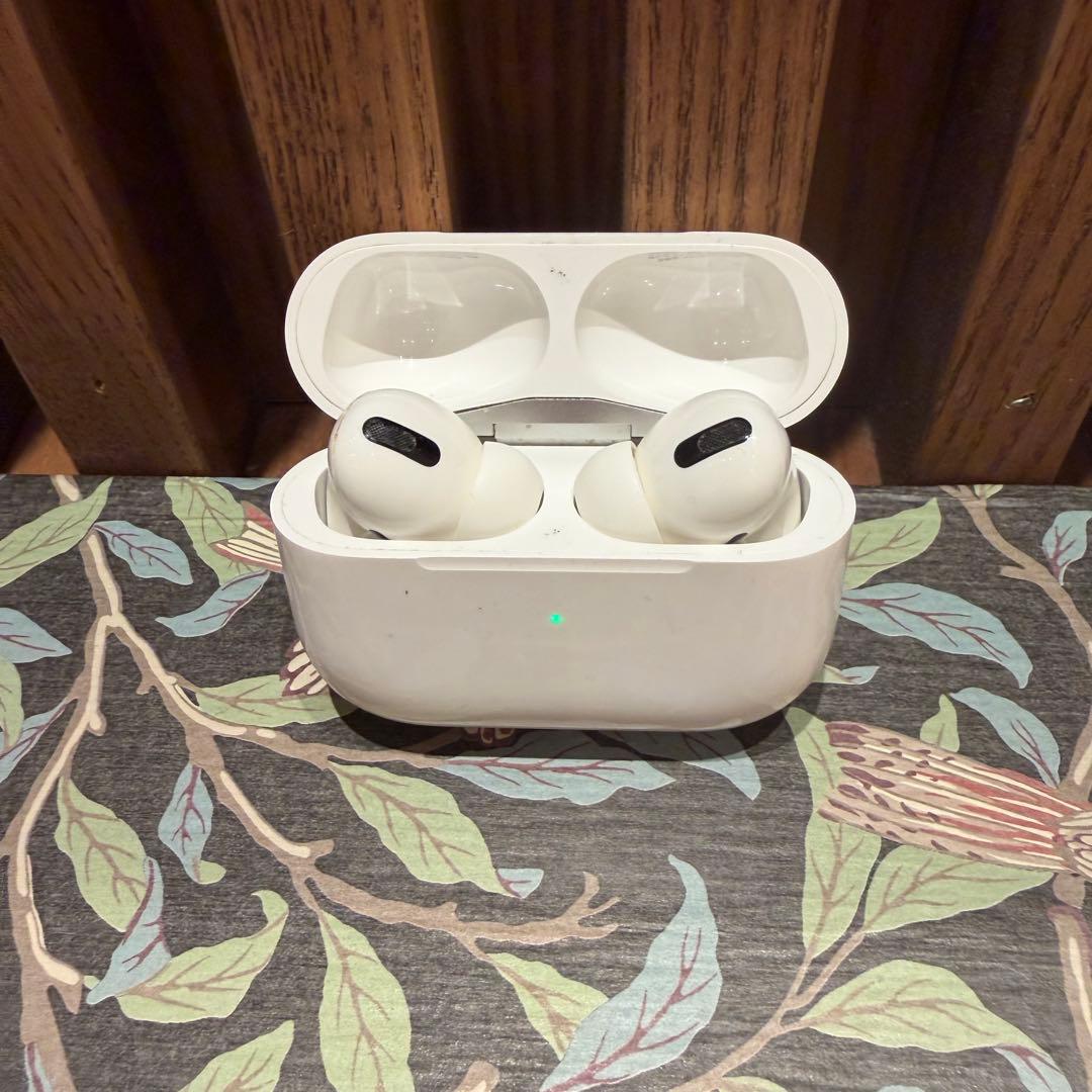 送料無料　Apple AirPods Pro 第一世代　A2084【正規品】