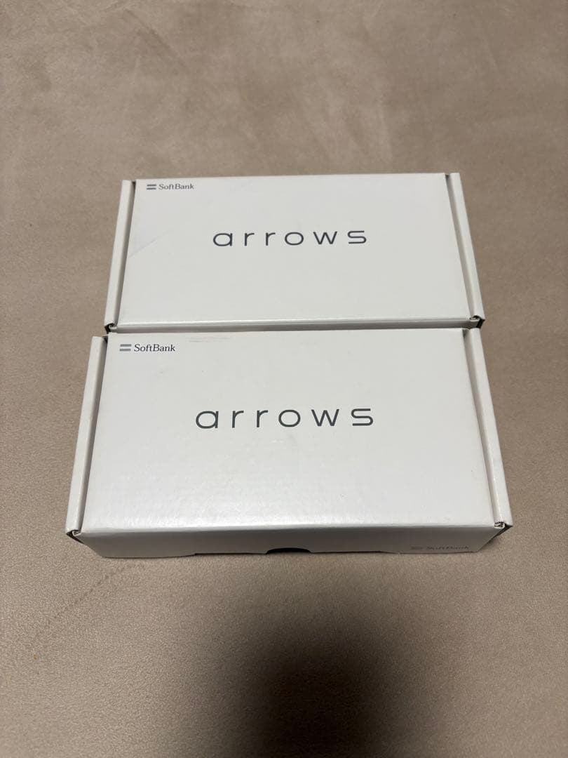 arrows u スマホ本体　2台セット　箱付き