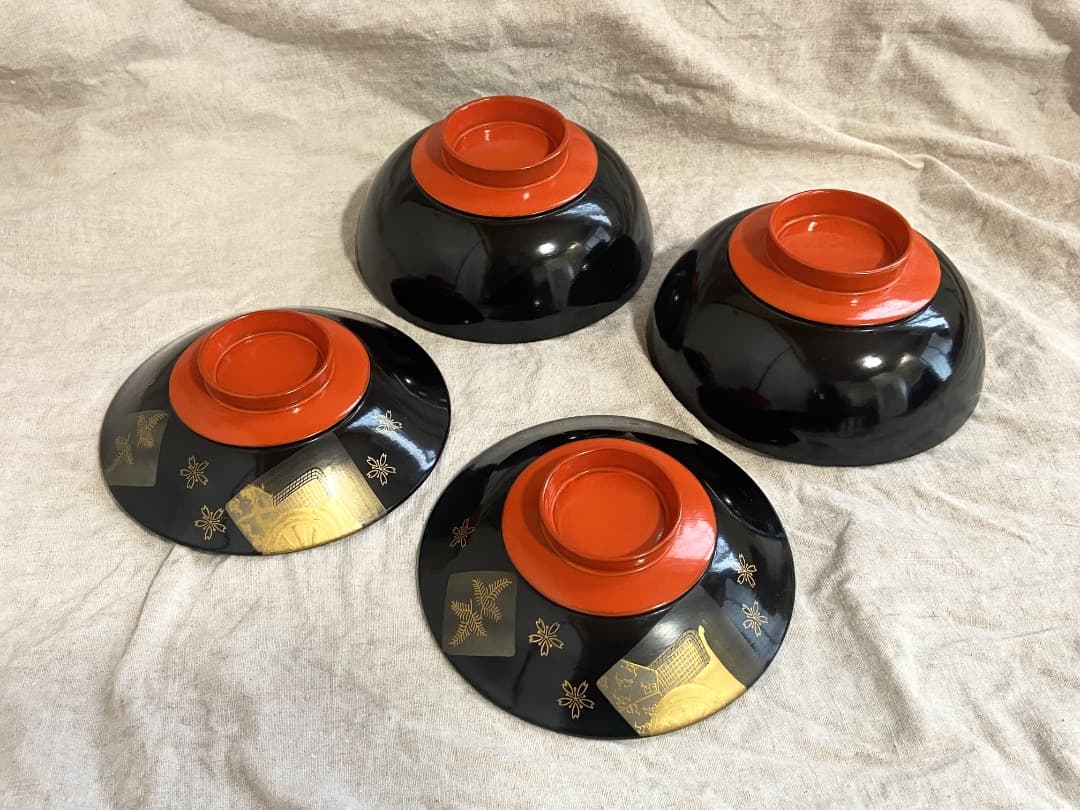 輪島塗 黒漆に桜文 御所車蒔絵 蓋付椀 2客 / 懐石椀・吸物椀・雑煮椀