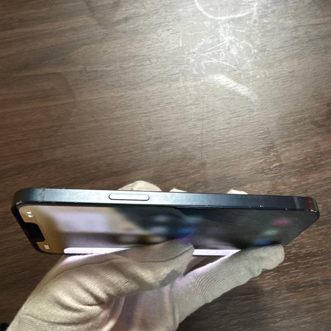 iPhone13 128GB ブラック 背面難あり 動作問題なし！