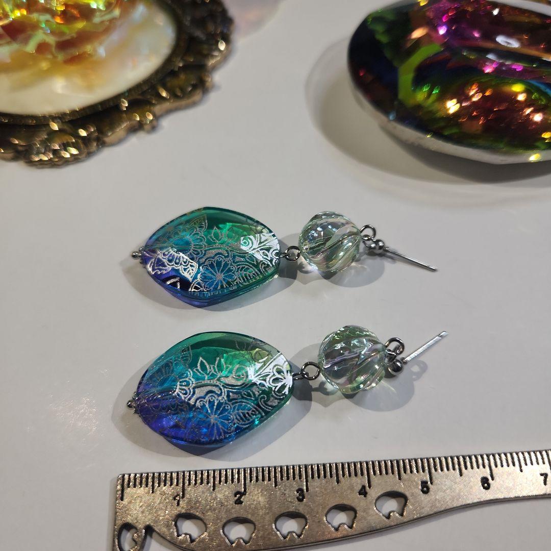 ハンドメイドピアス3257