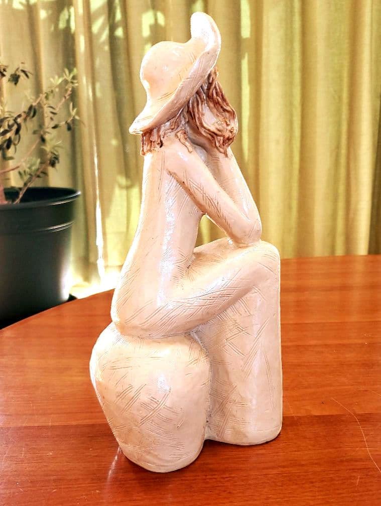 陶器製 女性像
