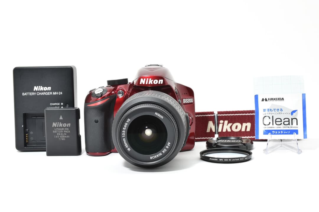 美品 Nikon D3200 赤 レンズセット #9633