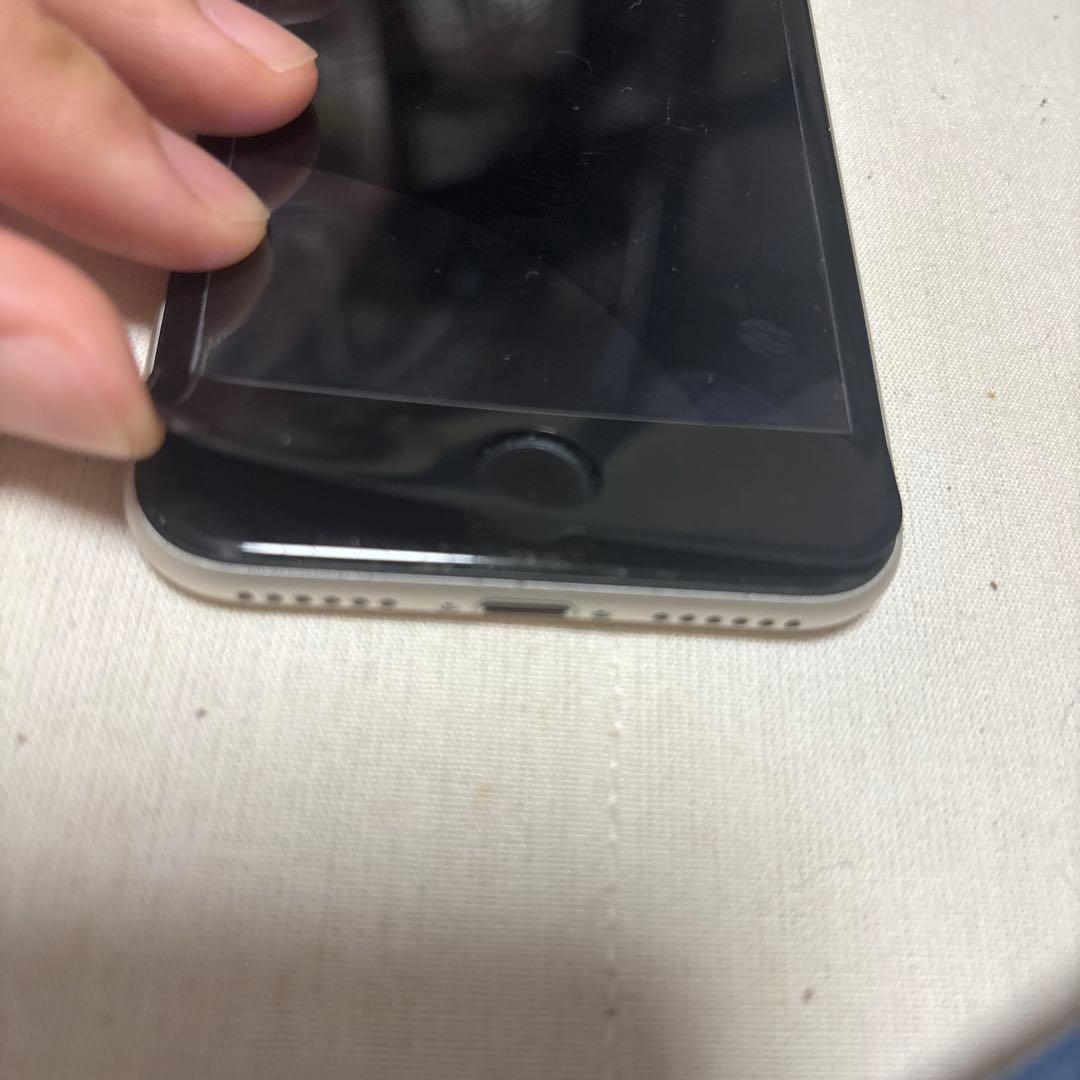 スマートフォン本体 Apple iPhone SE (MMYD3J/A)