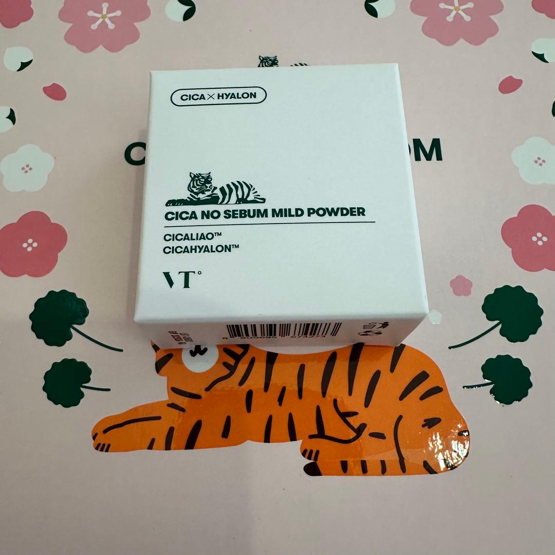 VT COSMETICS チェリーブロッサム CICA EDITION