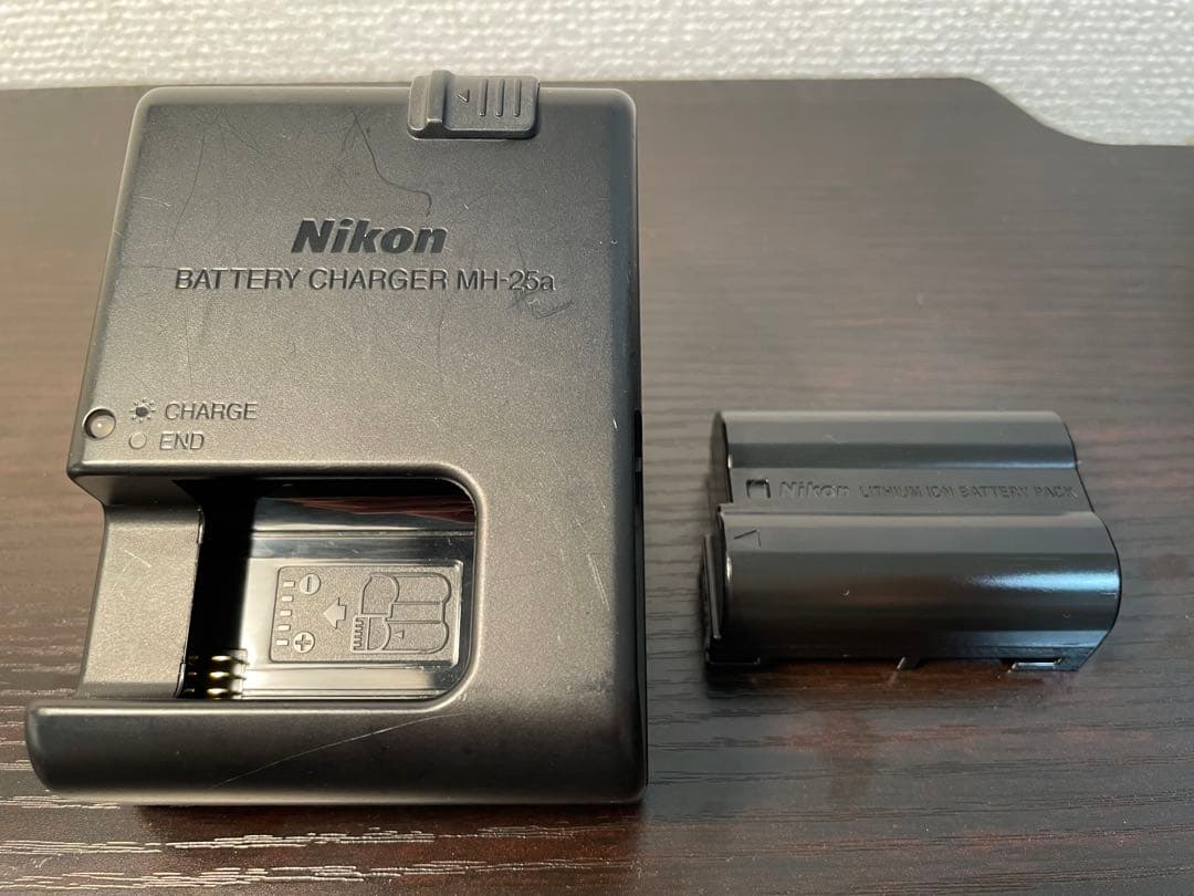 Nikon Z6 撮影回数74448回 バッテリー室カバー紛失