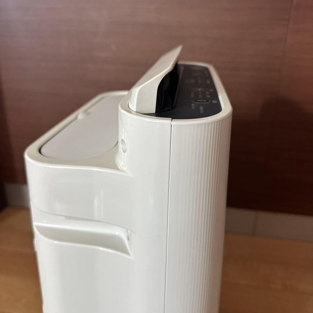 ③ SHARP 加湿空気清浄機 KC-J500Y-W　プラズマクラスター